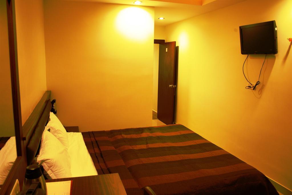 Hotel Avn Grand Ranchi Quarto foto